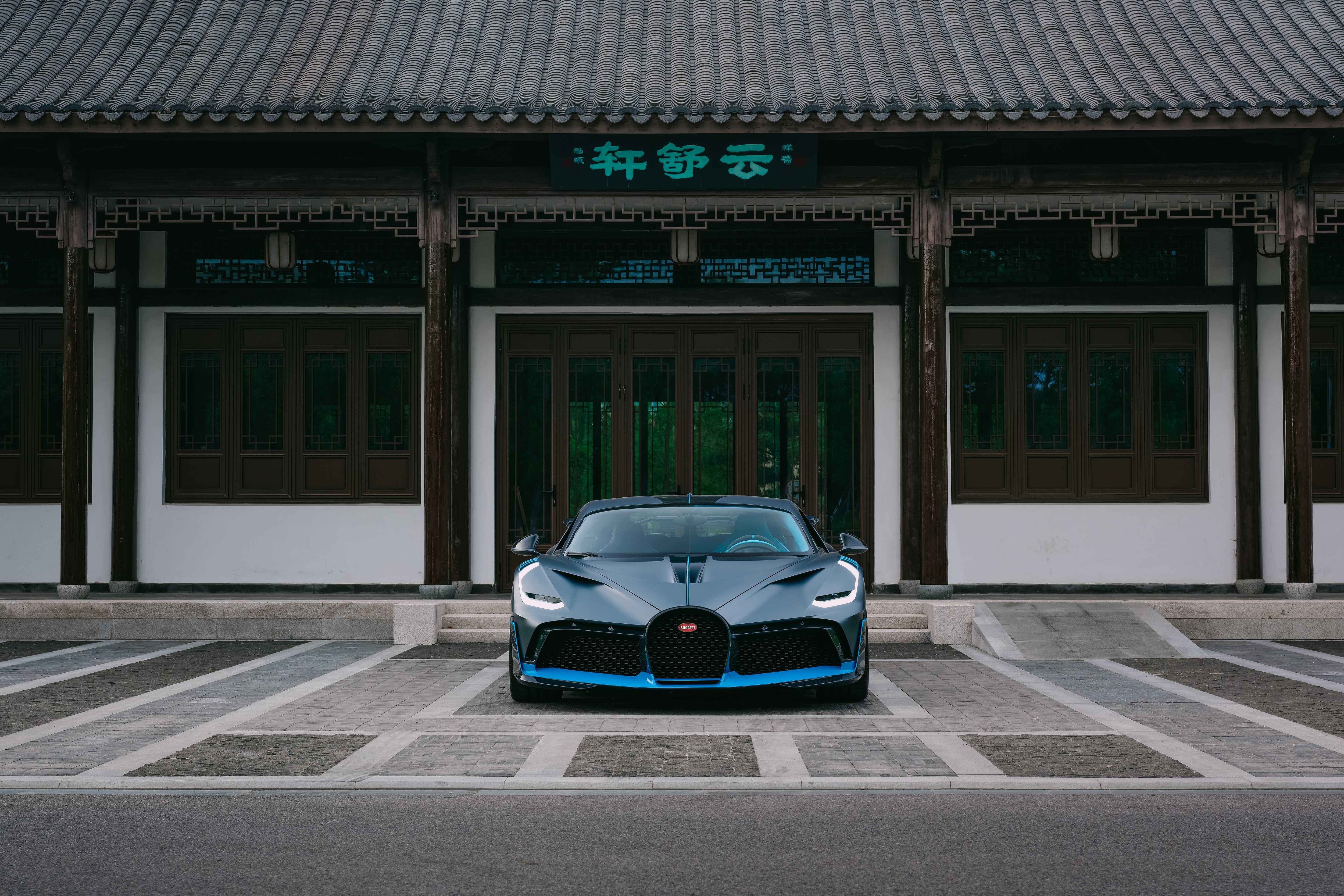 The Divo, a symbol of Bugatti’s coachbuilding expertise, was presented for the first time in the Chinese market.